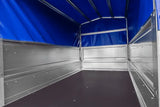 Vielseitiger UNITRAILER Garden 230 FD PKW-Anhänger mit hohen Bordwänden und blauer Plane